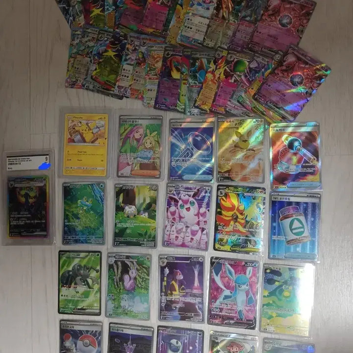 [BUNJANG] Umbreon VMAX SAR, AR, SR, Pikaachu UR, and Other Cards / 블래키 brg9 팝니다