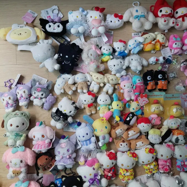 [BUNJANG] Sanrio Characters Plush Keychain Collection / 산리오 캐릭터즈 인형 키링 모음