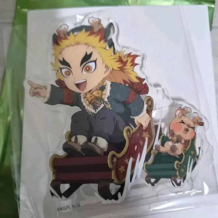 [BUNJANG] Demon Slayer Kyojuro Rengoku Christmas Acrylic Stand / 귀멸의 칼날 크리스마스 아크릴 스탠드 렌고쿠