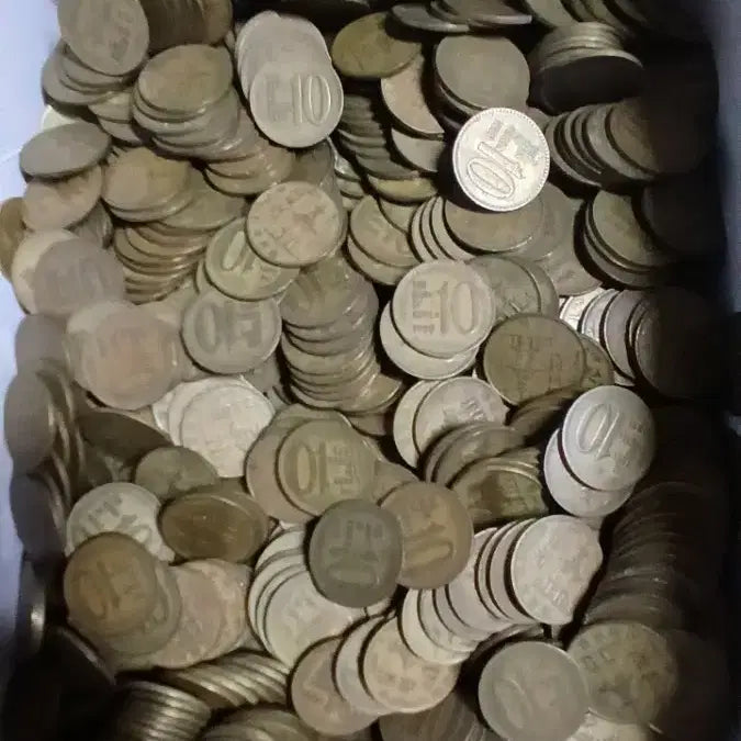 [BUNJANG] Vintage Coin Collection (1971-1980) - 600+ Pieces / 옛날돈 1차구구도안 10주 600여개일괄