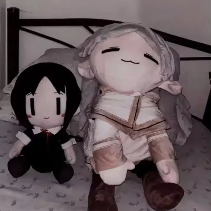 [BUNJANG] Frieren Large Plush Doll + Badge Set / 왕큰 귀여운 프리렌 봉제인형+배지굿즈