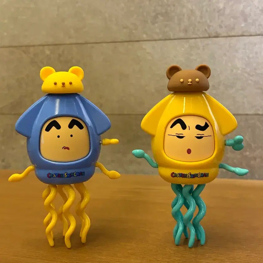 [BUNJANG] Crayon Shin-chan Yellow Squid Dance Wind-up Figure Toy / 짱구 오징어 춤추는 태엽 피규어(노랑)