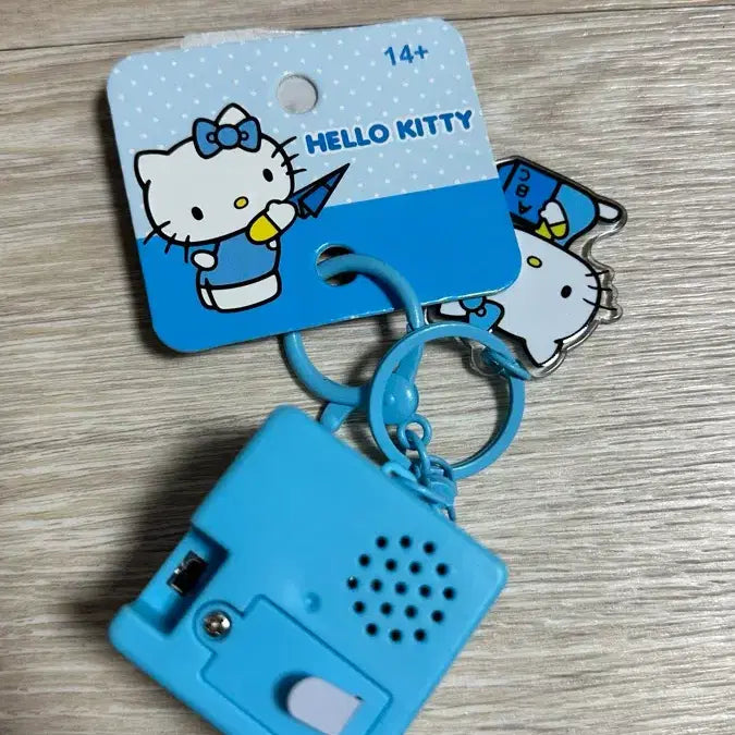 [BUNJANG] Hello Kitty "Clicker" Keychain / 헬로키티 키캡 클리커 키링