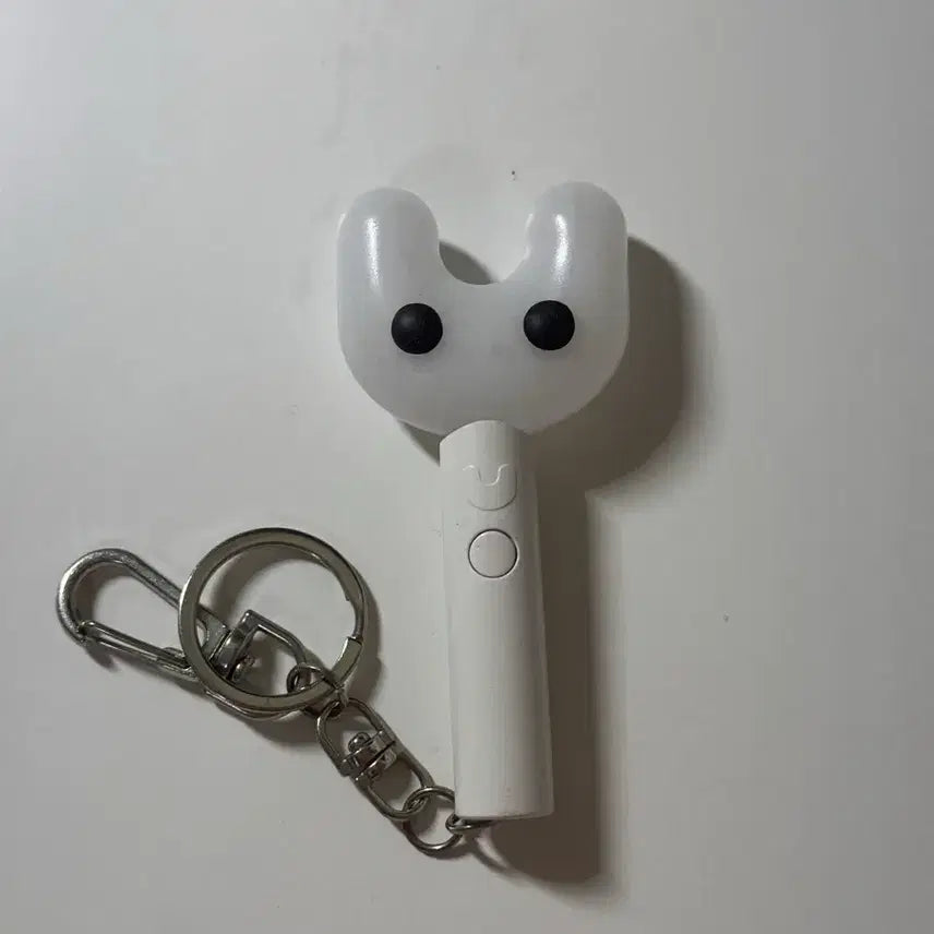 [BUNJANG] NewJeans Binky Bong Keyring / 뉴진스 빙키봉 키링