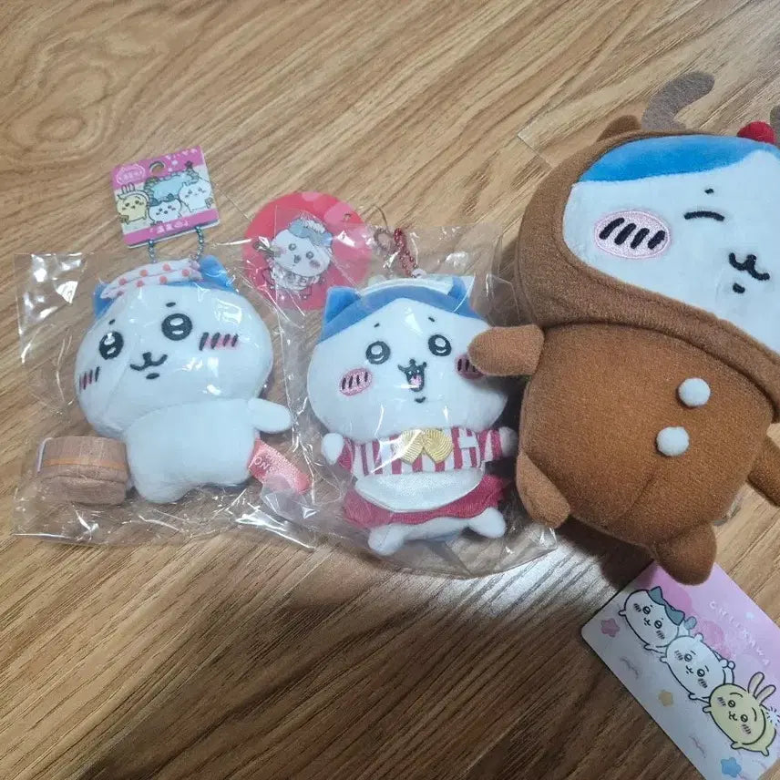 [BUNJANG] Chiikawa Hachiware Rudolph Doll Bundle / 치이카와 하치와레 온천, 레스토랑, 루돌프  인형 일괄2.8