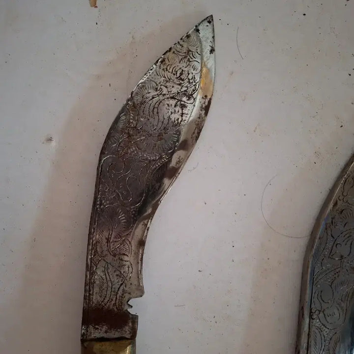 [BUNJANG] Nepalese Kukri Knife with Ornate Design / 네팔 쿠쿠리 칼