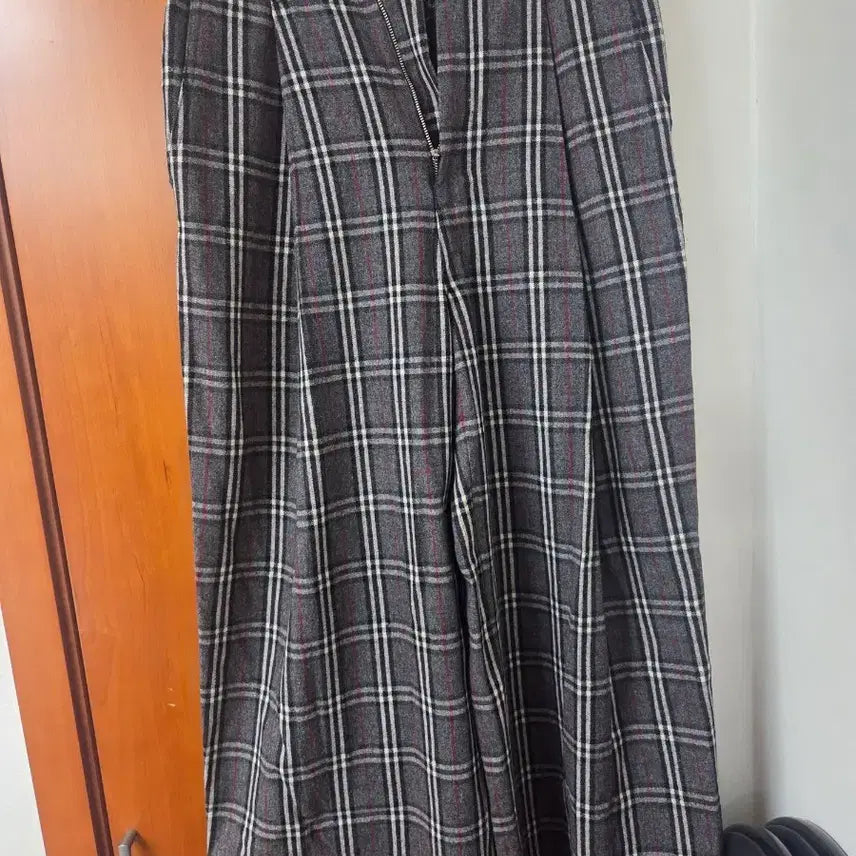 [BUNJANG] Waviness Glen Check Wool Trousers / 웨이비니스 글랜체크 트라우저 팬츠 2사이즈