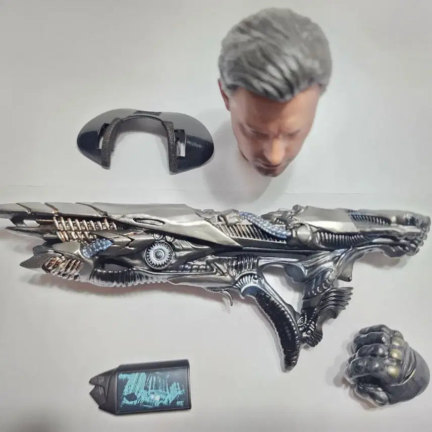 [BUNJANG] Hot Toys Ben Affleck Head (Justice League Version) / 핫토이 벤 애플랙 헤드 및 구성품(저스티스리그 버전)
