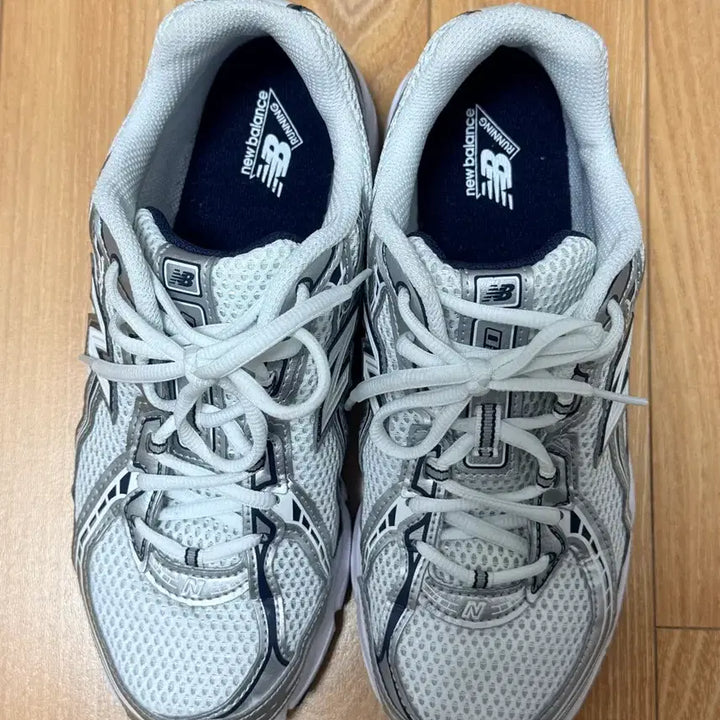 [SOLD OUT] 뉴발란스 U740WN2