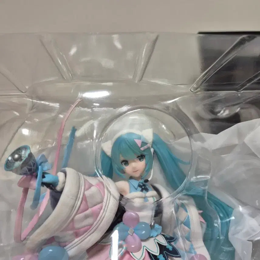 [BUNJANG] FNEX Hatsune Miku Magical Mirai 2020 Winter Festival Figure / FNEX 페넥스 하츠네 미쿠 매지컬미라이 2020 겨울 축제 피규어