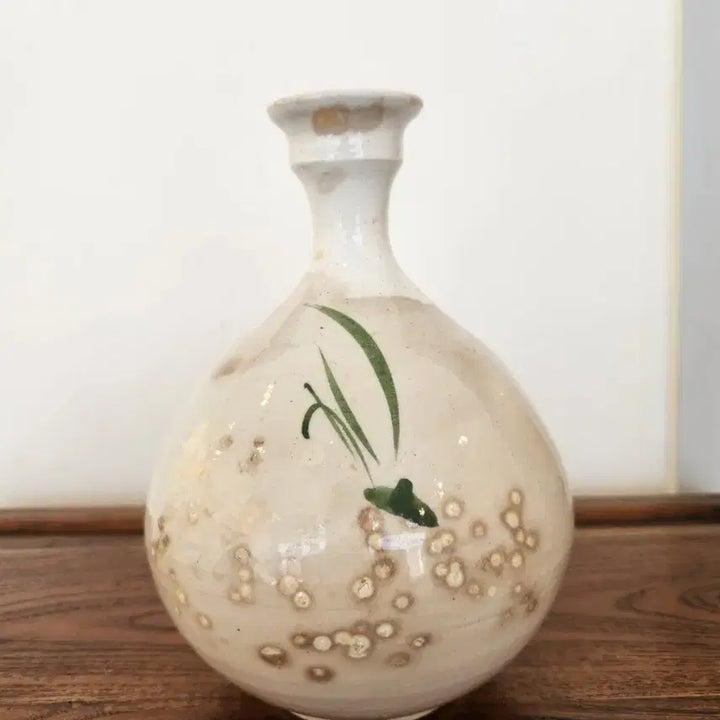 [BUNJANG] Late Joseon Dynasty Cheongsong Kiln Water Dropper with Rain Scene / 골동품 조선시대 말기 비 내린 경치의 청송가마 주병