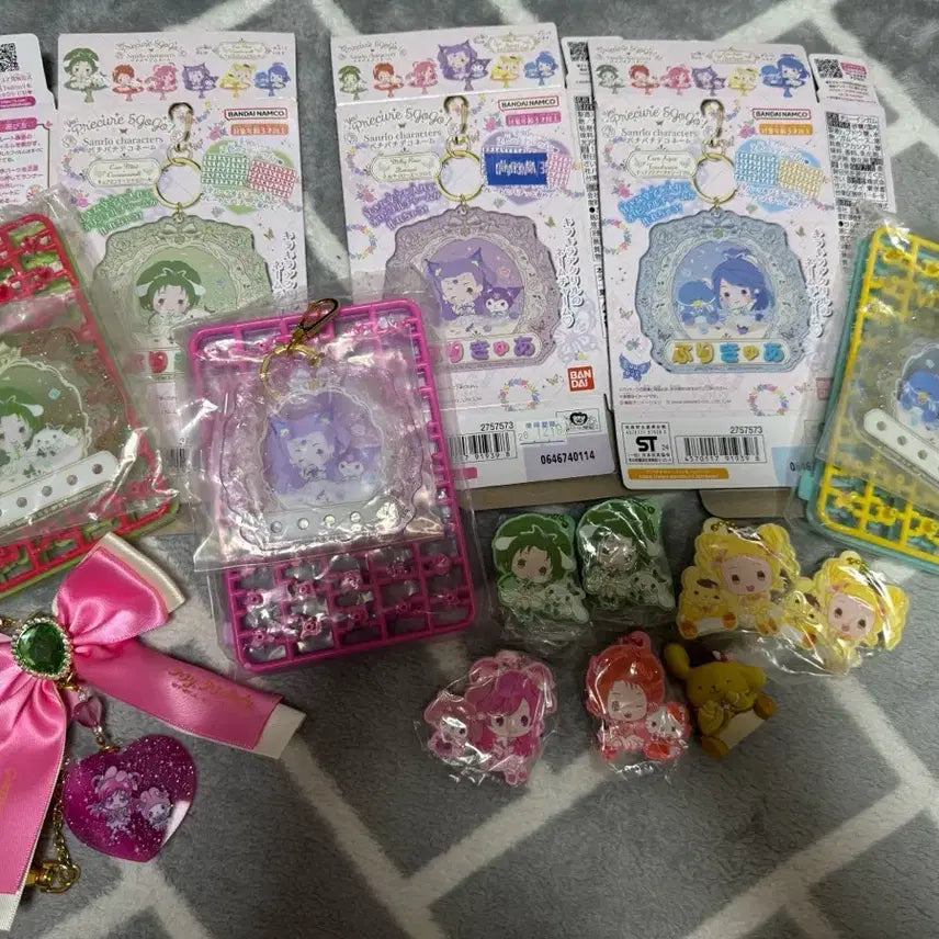 [BUNJANG] Yes! PreCure 5 GoGo Sanrio Collaboration Goods Bundle Set / 프리큐어 산리오 굿즈 일괄