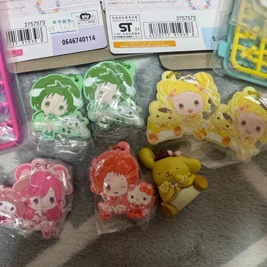 [BUNJANG] Yes! PreCure 5 GoGo Sanrio Collaboration Goods Bundle Set / 프리큐어 산리오 굿즈 일괄