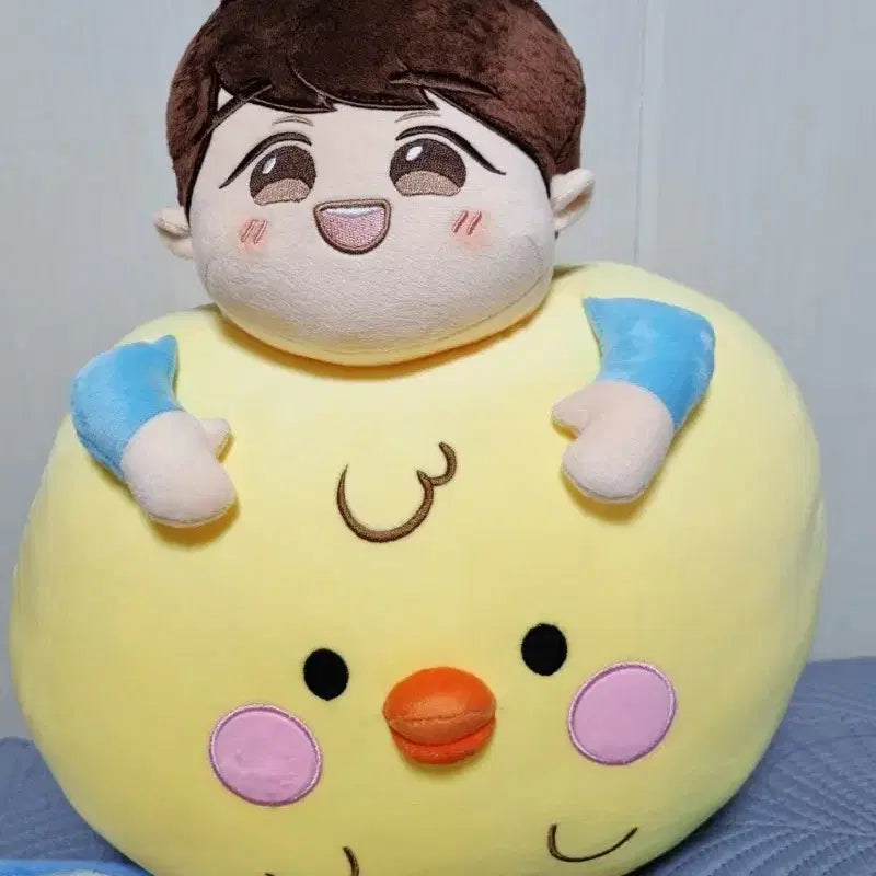 [BUNJANG] Fluke CST (Actor) Cushion / 태국배우 플루크 쿠션 팝니다!