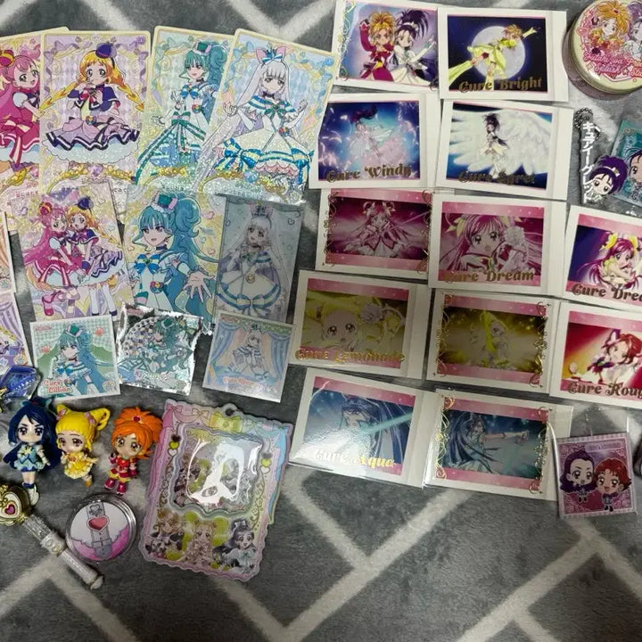 [BUNJANG] Pretty Cure Goods Bundle (Cards, Stickers, Tins, Keychains, Figures) / 프리큐어 굿즈 일괄