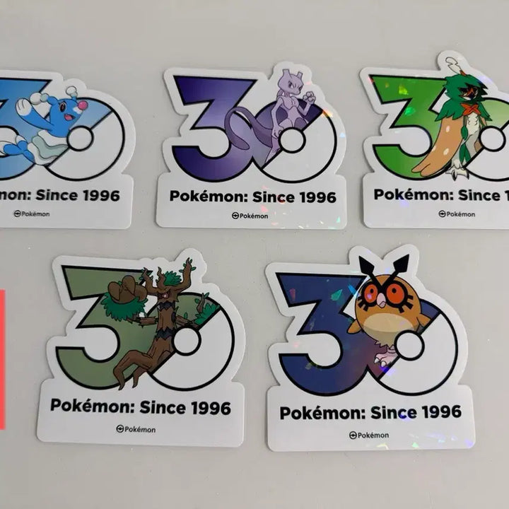 [BUNJANG] Pokemon 30th Anniversary Logo Sticker Bundle Set (50 pcs) / [단순개봉] 뮤츠 포함 총 50장 일괄 포켓몬 30주년 로고 스티커 판매