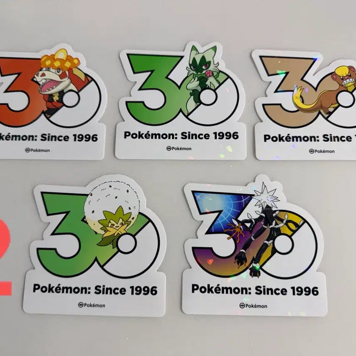 [BUNJANG] Pokemon 30th Anniversary Logo Sticker Bundle Set (50 pcs) / [단순개봉] 뮤츠 포함 총 50장 일괄 포켓몬 30주년 로고 스티커 판매