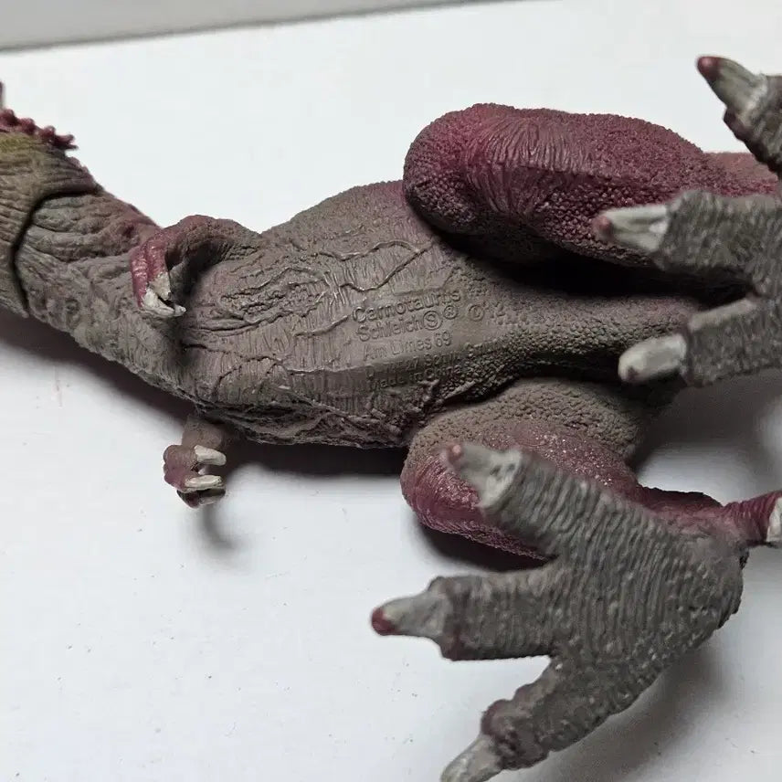 [BUNJANG] Schleich Carnotaurus Dinosaur Figure (2012 Edition) / 슐라이히 카르노타우루스 공룡 피규어 12년판 장난감 고생물