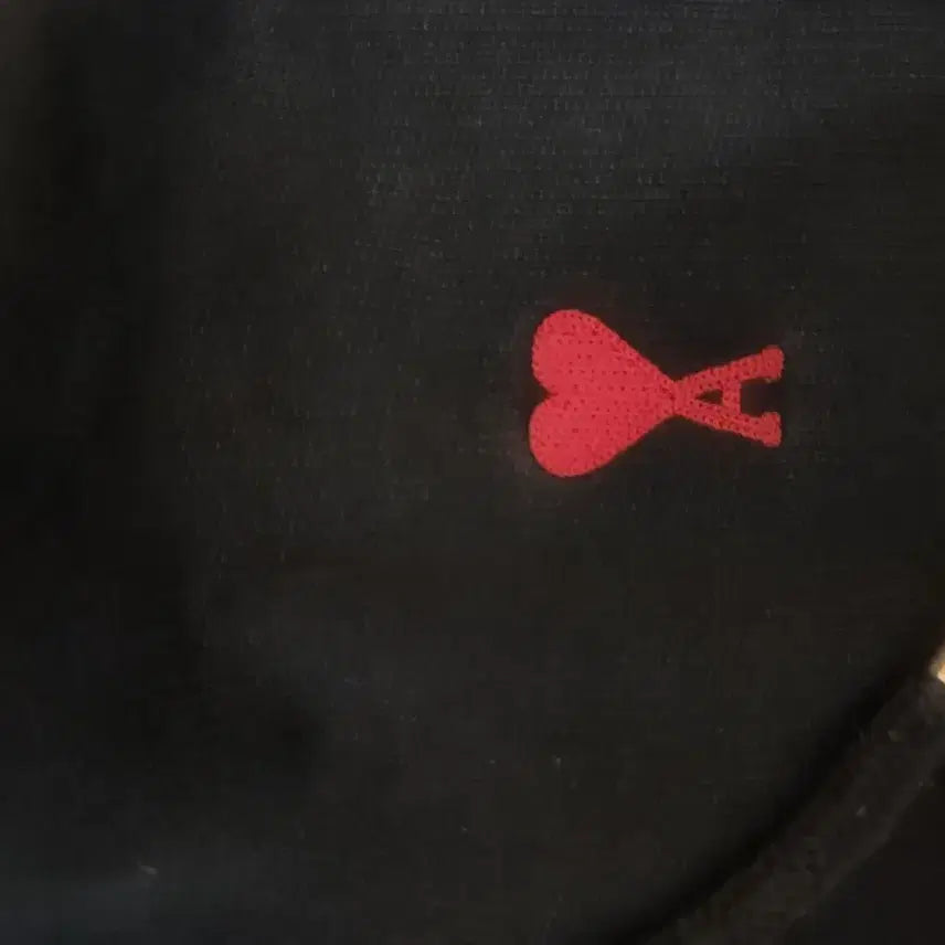 [BUNJANG] AMI Small Heart Authentic Hoodie Zip-up / 아미 스몰하트 정품 후드집업s
