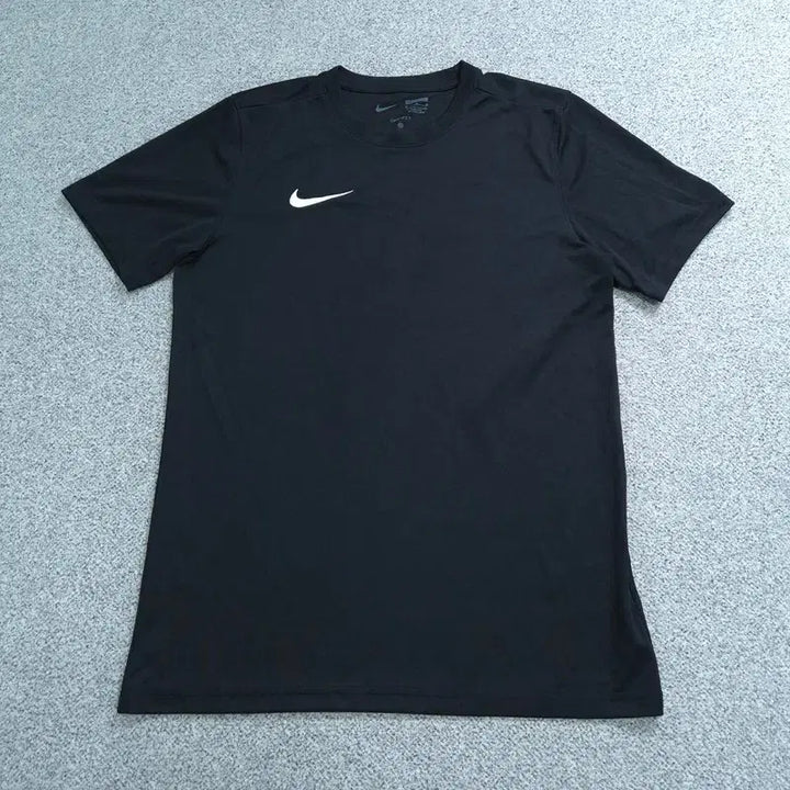 [SOLD OUT] M 나이키 반팔 티 | 0522C35