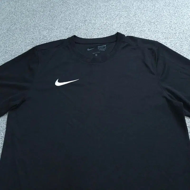 [SOLD OUT] M 나이키 반팔 티 | 0522C35