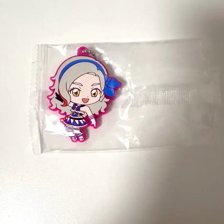 [BUNJANG] Aikatsu x PriPara Kurosawa Rin Rubber Strap Keychain (Unsealed) / (미개봉 아이카츠x프리파라 러버스트랩 키링 가챠 쿠로사와 린