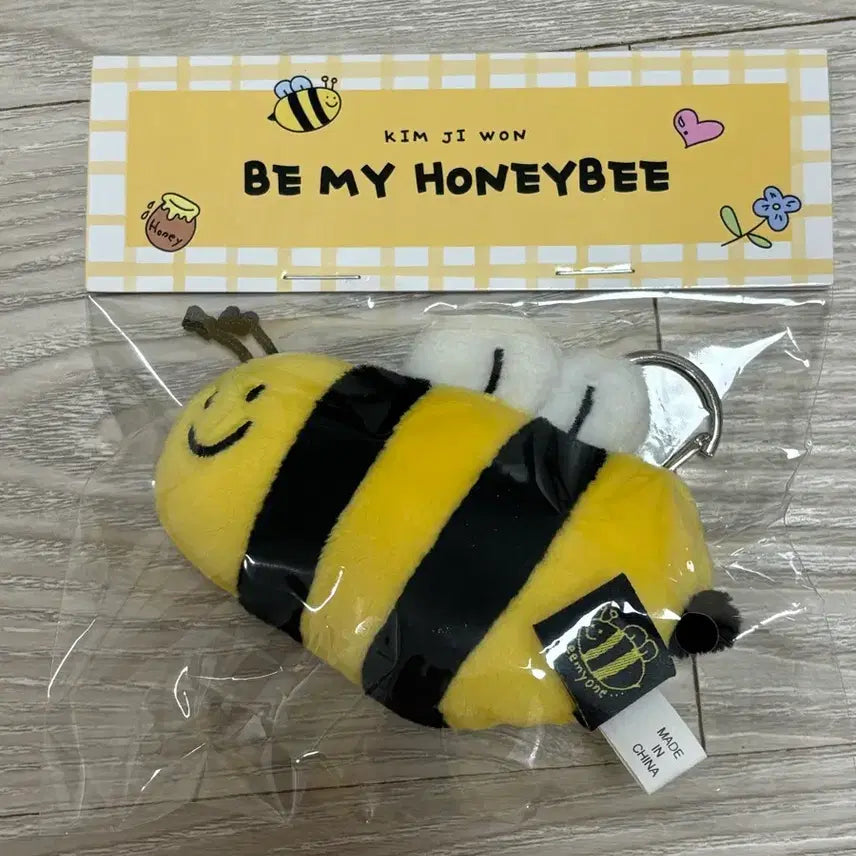 [BUNJANG] Kim Ji Won Honey Bee Doll / 김지원 꿀벌인형