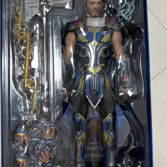 [BUNJANG] Hot Toys Thor Love and Thunder Standard Edition / (최종가) 핫토이 러브앤썬더 토르 일반판