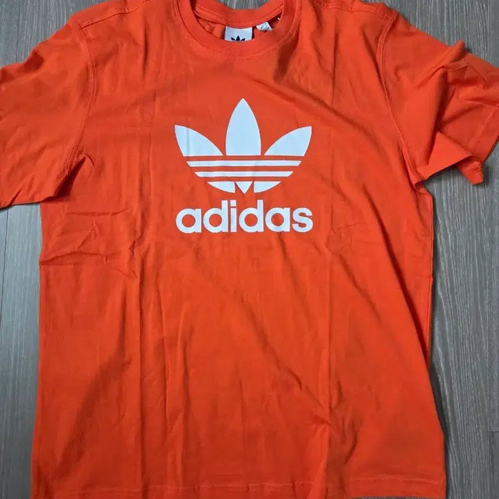 [BUNJANG] Adidas Orange Short-Sleeve T-Shirt / 새상품) 아디다스 오렌지색 반팔 티셔츠