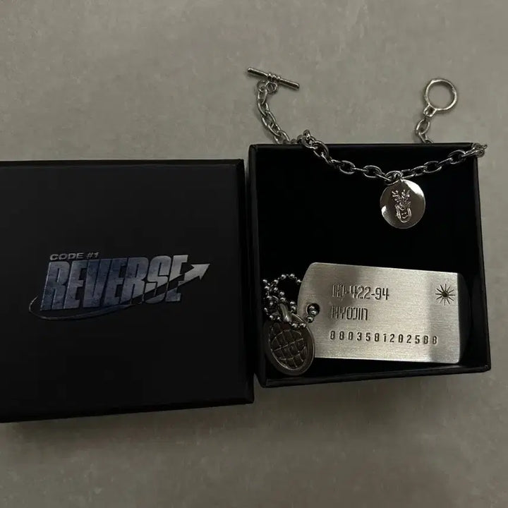 [BUNJANG] ONF Hyojin Dog Tag Bracelet Set / 온앤오프 효진 팔찌/군번줄 세트