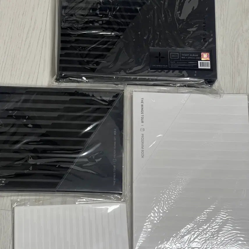 [BUNJANG] BTS Wings Tour Goods Bundle Set (Ticket Binder, Postcard Set, Photo Frame Set, Program Book) / 방탄 BTS 윙즈 투어 굿즈(티켓바인더+스탬프씰+포토프레임세트+프로그램북
