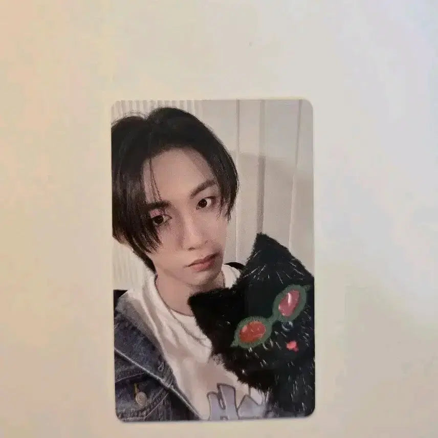 [BUNJANG] TAESAN how? Comeback Live Sticker Version Weverse Photocard / (동영상확인/하자) 태산 how? 컴백라이브스티커버전 위버스포카