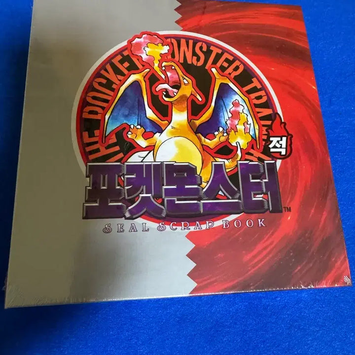 [BUNJANG] Pokemon 30th Anniversary Sticker Book Charizard / 포켓몬스터 30주년 띠부실북 리자몽