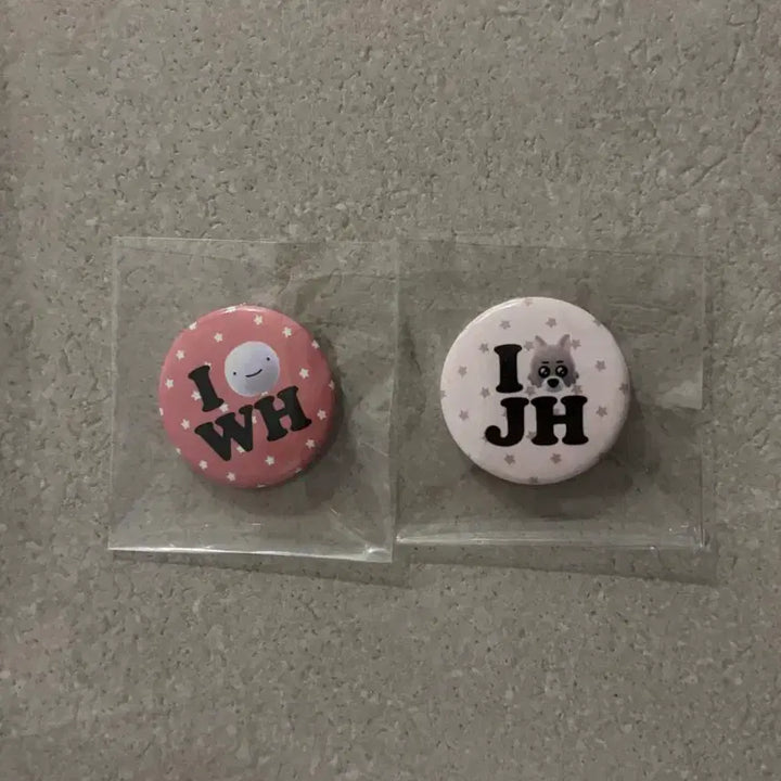 [BUNJANG] NCT Jaehyun &amp; Jungwoo Unhak Badge Bundle Set / 재현 운학 뱃지 일괄