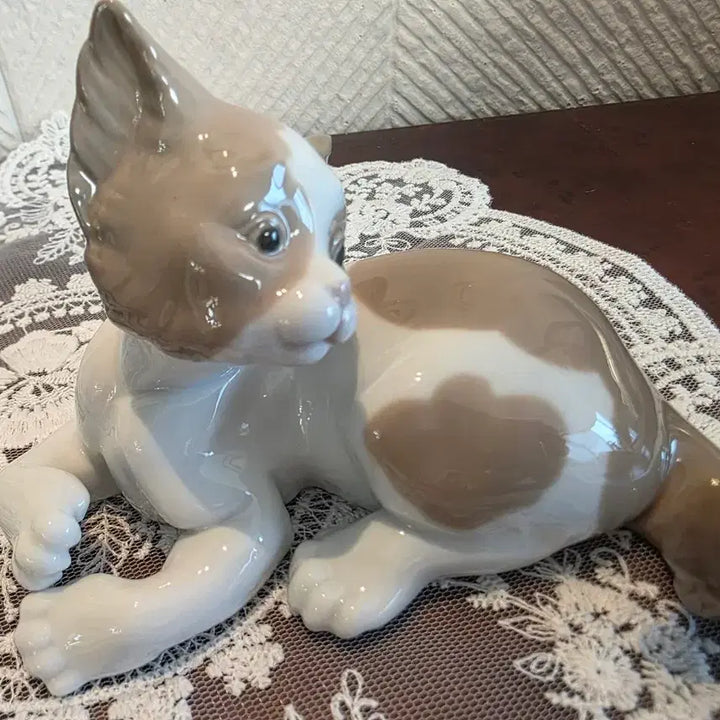 [BUNJANG] Yadro Cat Figurine / 야드로 고양이  피겨린