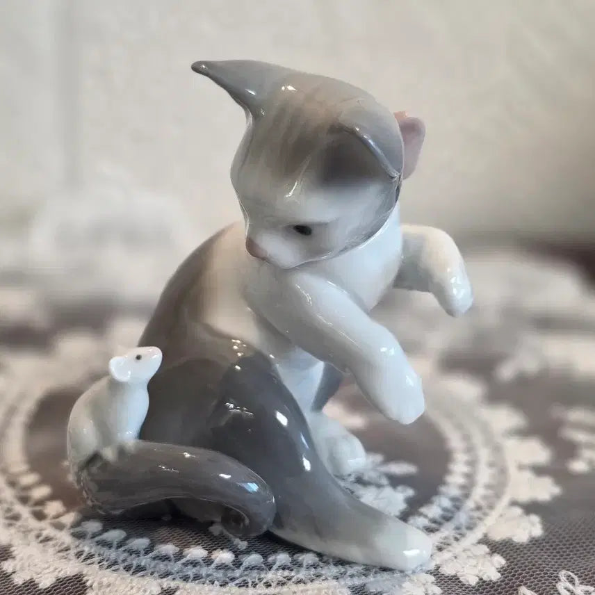 [BUNJANG] Lladró Cat Figurine with Mouse Accent / 야드로 고양이 피겨린