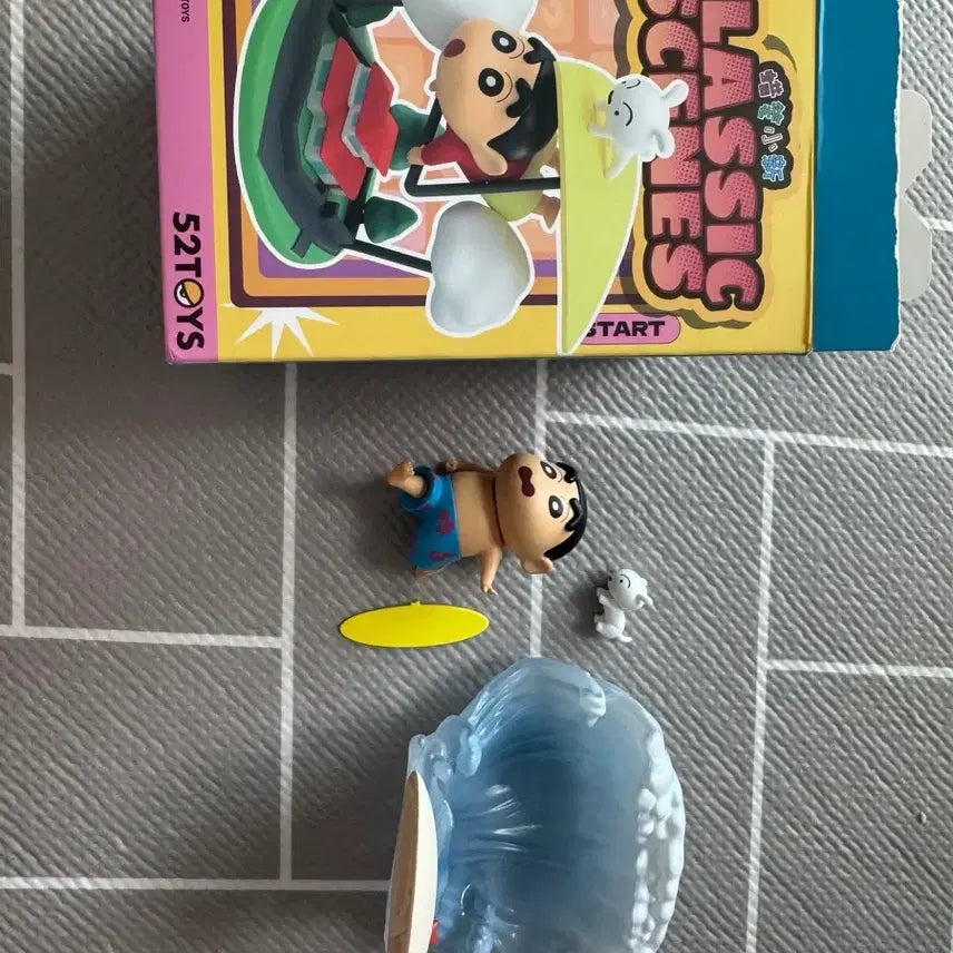 [BUNJANG] 52TOYS Crayon Shin-chan Classic Figure (Surfing Version) / 52TOYS 짱구 클래식 피규어 새상품 서핑