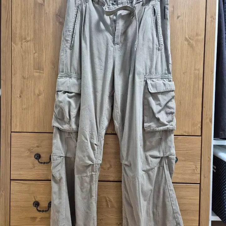 [BUNJANG] Politeru Belted Cargo Deep Beige Size 2 / 폴리테루 벨티드 카고 딥 베이지 2