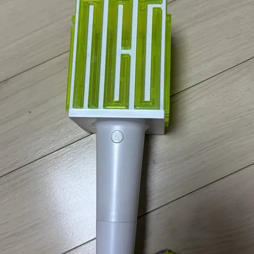 [BUNJANG] NCT Official Light Stick Ver.2 / 엔시티 응원봉 판매