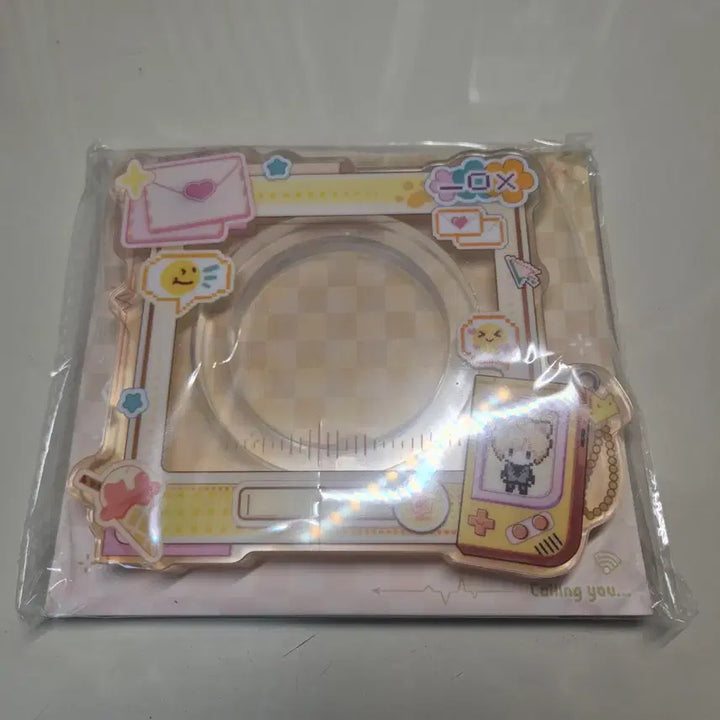 [BUNJANG] Dagsi Rediscover Time Acrylic Stand &amp; Can Badge Holder / 다그시 다시그리는시간 캔뱃지 아크릴스탠드