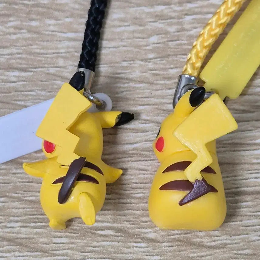 [BUNJANG] Pokemon Vintage Strap Gacha Pikachu Set / 급처) 포켓몬 피규어 고전 스트랩 가챠 피카츄 세트