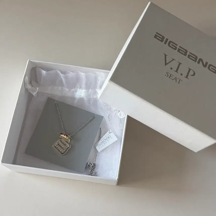 [BUNJANG] Big Bang VIP Swarovski Necklace / 빅뱅 vip 스와로브스키 목걸이 일본