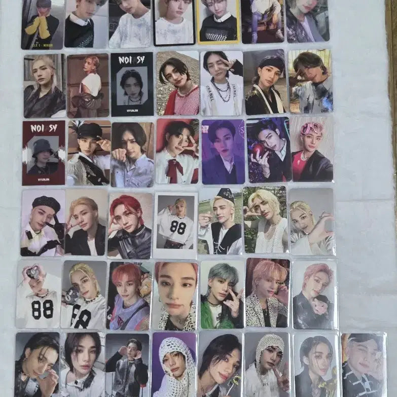 [BUNJANG] Stray Kids Hyunjin Bundle Set Photocard / 스트레이키즈 현진 포토카드 일괄 판매