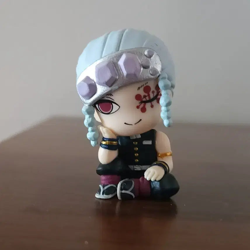 [BUNJANG] Demon Slayer Tengen Uzui Shoulder Perching Figure / 귀멸의 칼날 우즈이 텐겐 피규어 어깨쿵