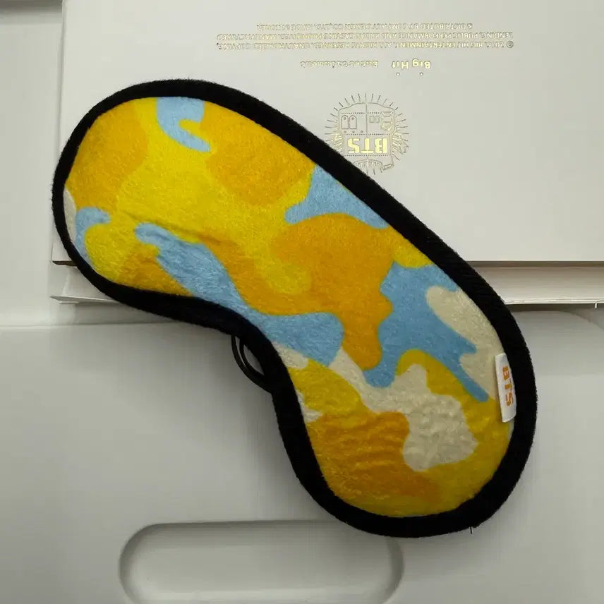 [BUNJANG] BTS ARMY 2nd Generation Kit - Eye Mask, Mini Towel, Pouch Set / BTS 아미 2기 키트 (안대, 미니타올, 파우치)