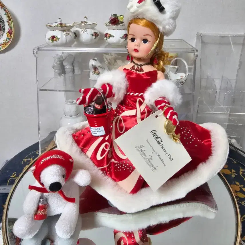 [BUNJANG] Madame Alexander Coca-Cola Fantasy Doll / 마담알렉산더 코카콜라 판타지