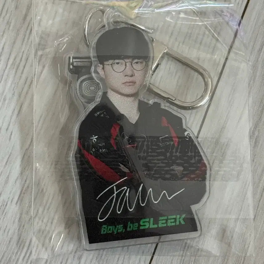 [BUNJANG] T1 x SLICK Faker Collaboration 2024 Keyring / 2024 T1 티원x슬릭 콜라보 페이커 키링