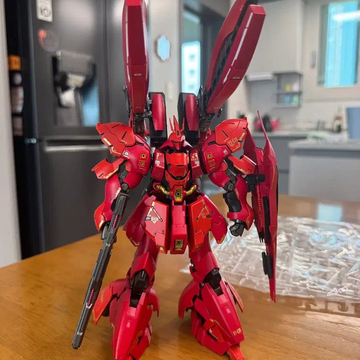 [BUNJANG] RG Sazabi Custom Painted Model Kit / RG후쿠오카 사자비 도색작 (건담)