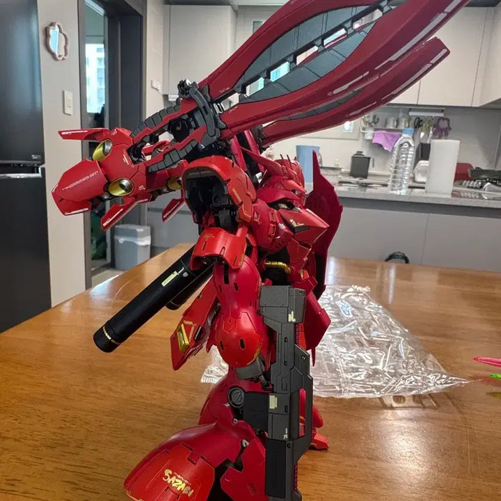 [BUNJANG] RG Sazabi Custom Painted Model Kit / RG후쿠오카 사자비 도색작 (건담)