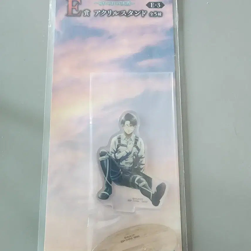 [BUNJANG] Attack on Titan Levi Acrylic Stand E Prize / 진격의 거인 제일복권 리바이 아크릴 스탠드 E상